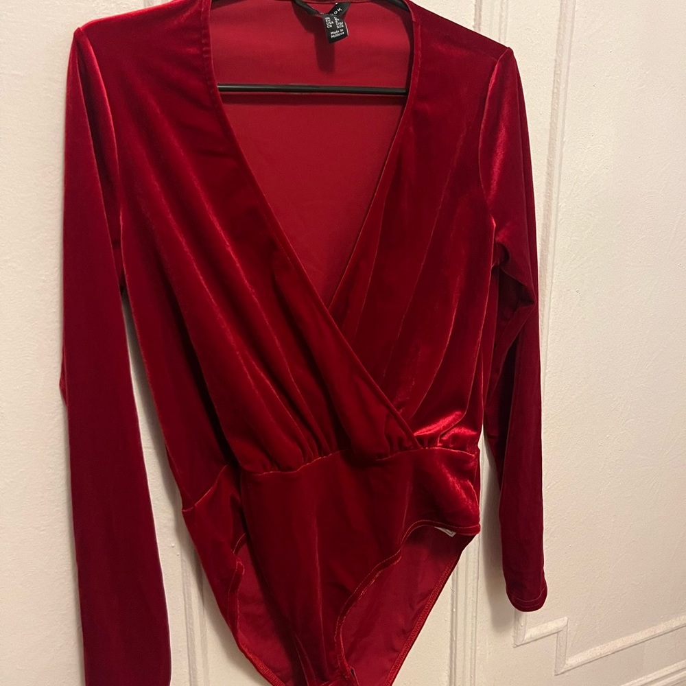 New Look Red Velvet Bodysuit (never used) Size 8